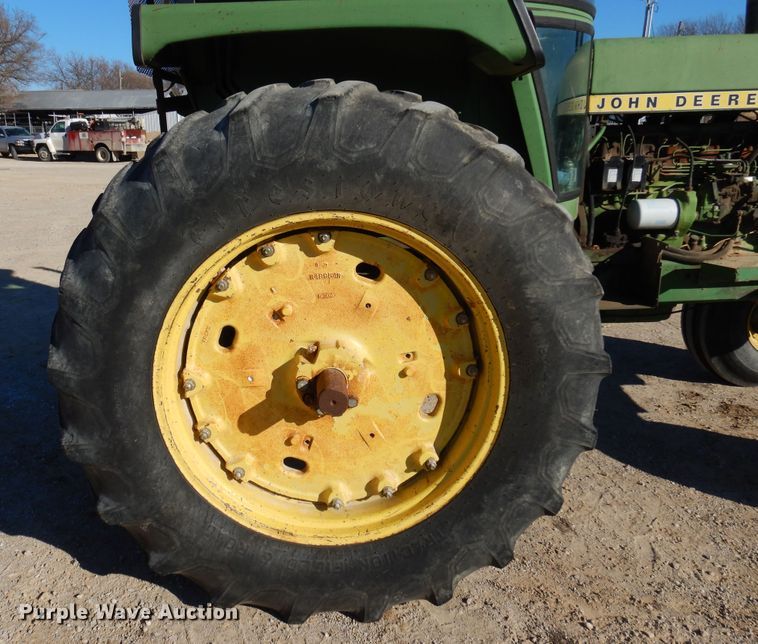 image for item KJ9535 1974 John Deere 4430  tractor