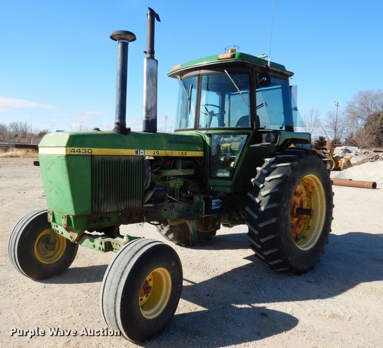 image for item KJ9536 1977 John Deere 4430  tractor