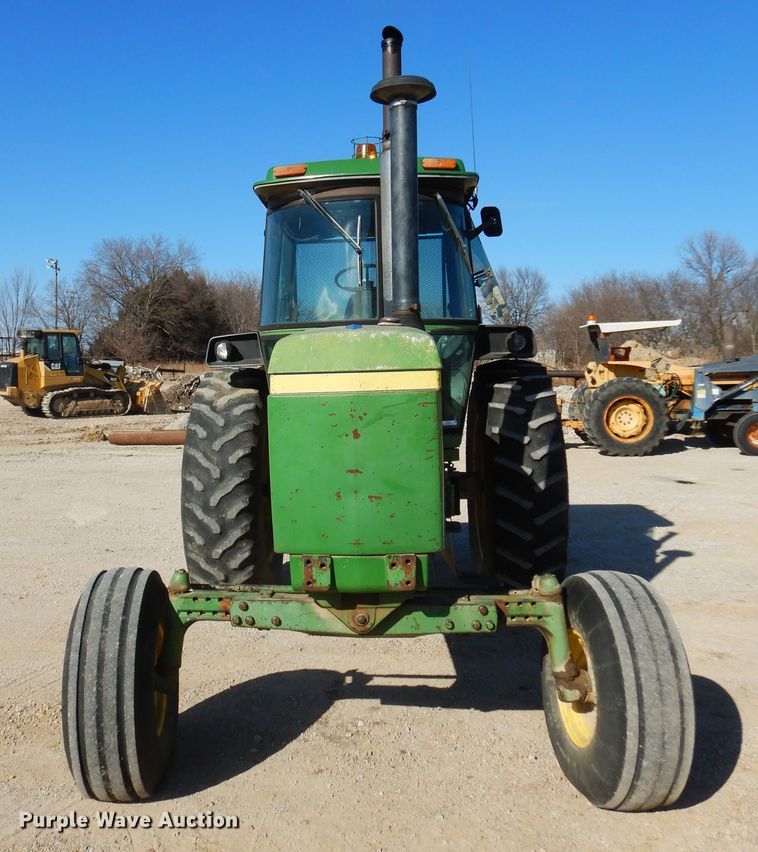 image for item KJ9536 1977 John Deere 4430  tractor