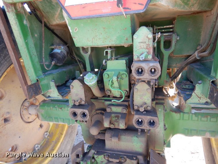 image for item KJ9536 1977 John Deere 4430  tractor