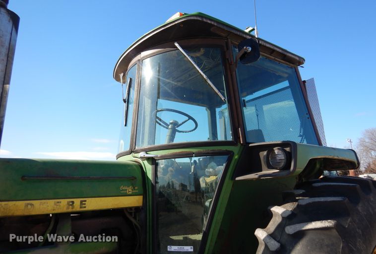 image for item KJ9536 1977 John Deere 4430  tractor