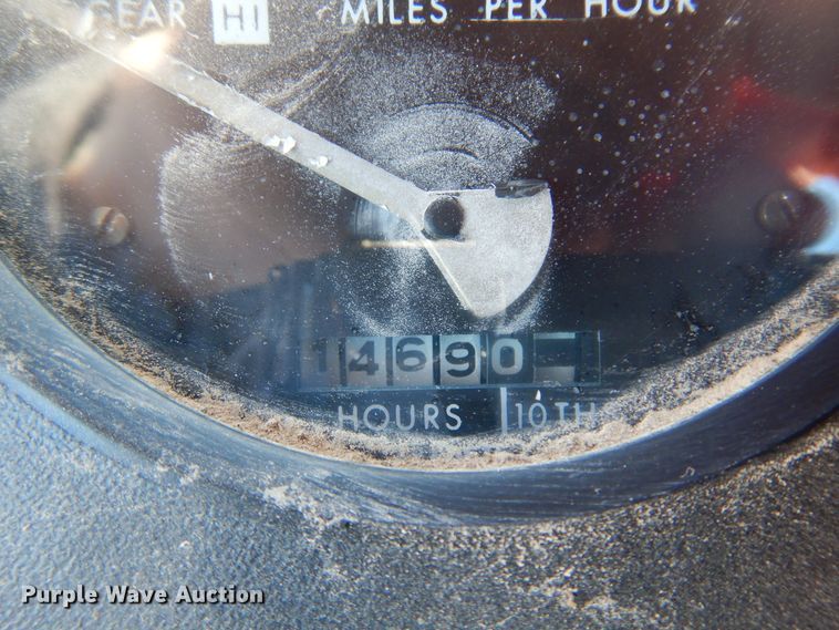 image for item KJ9536 1977 John Deere 4430  tractor