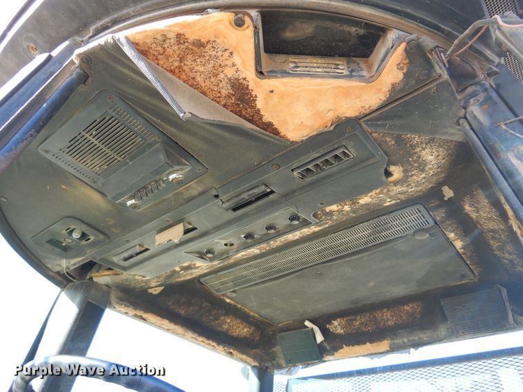 image for item KJ9536 1977 John Deere 4430  tractor