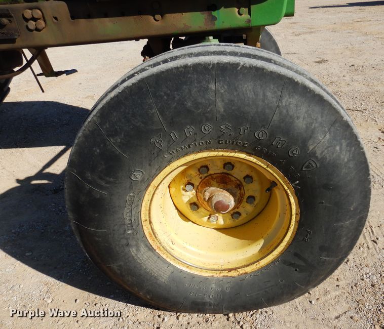 image for item KJ9536 1977 John Deere 4430  tractor