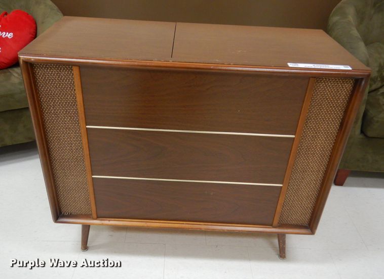 image for item KS9285 Record player