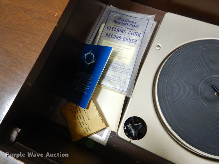 image for item KS9285 Record player