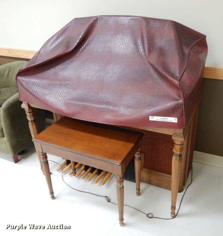 image for item KS9286 Wurlitzer organ