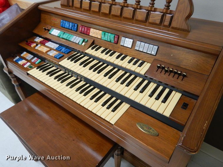 image for item KS9286 Wurlitzer organ