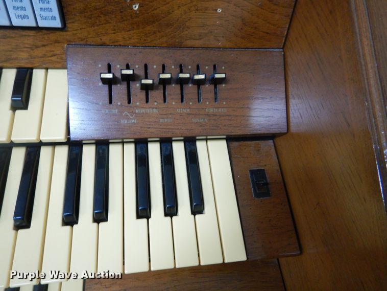 image for item KS9286 Wurlitzer organ