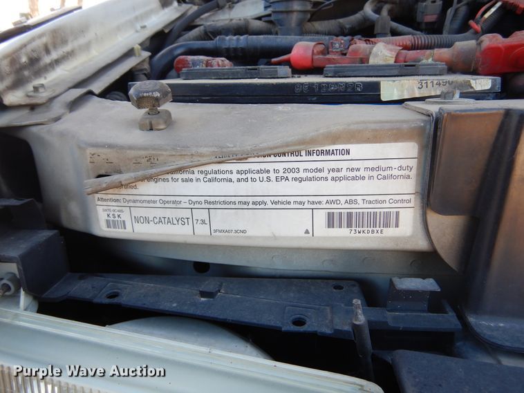 image for item KS9287 2003 Ford E450 Starcraft  shuttle bus