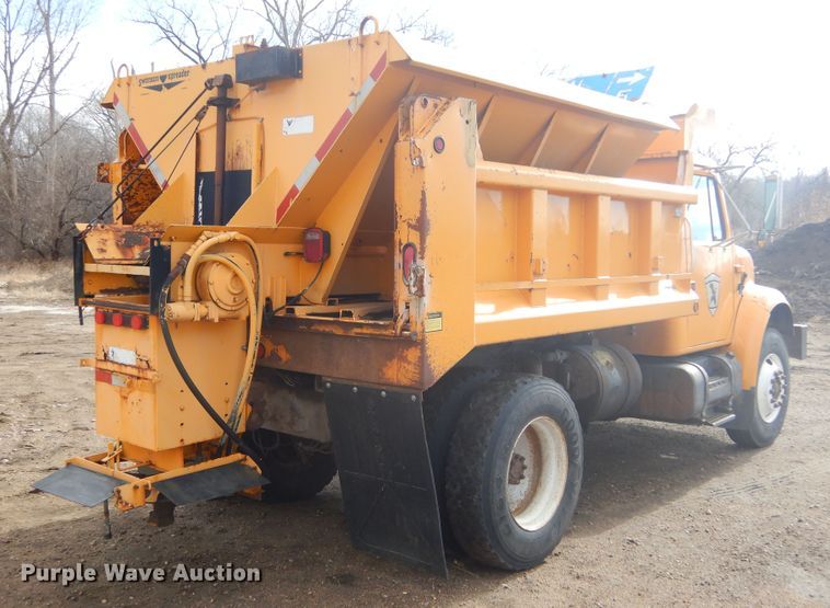 image for item MX9798 1991 International 4900  dump truck