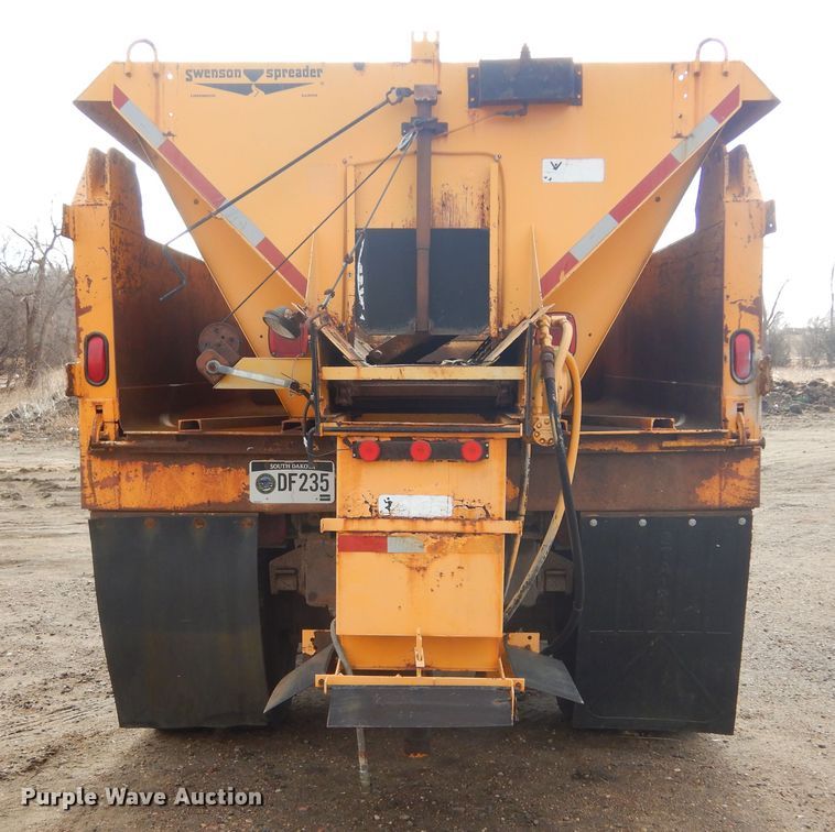 image for item MX9798 1991 International 4900  dump truck