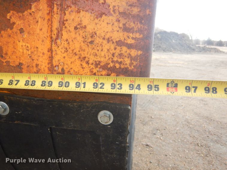 image for item MX9798 1991 International 4900  dump truck