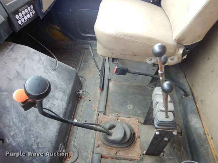 image for item MX9798 1991 International 4900  dump truck