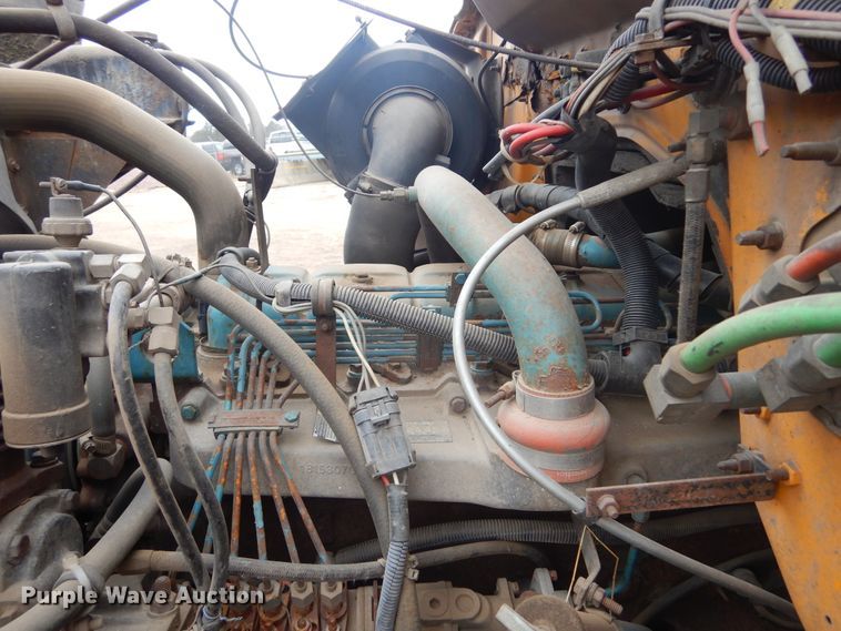 image for item MX9798 1991 International 4900  dump truck