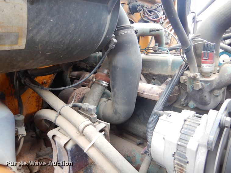 image for item MX9798 1991 International 4900  dump truck