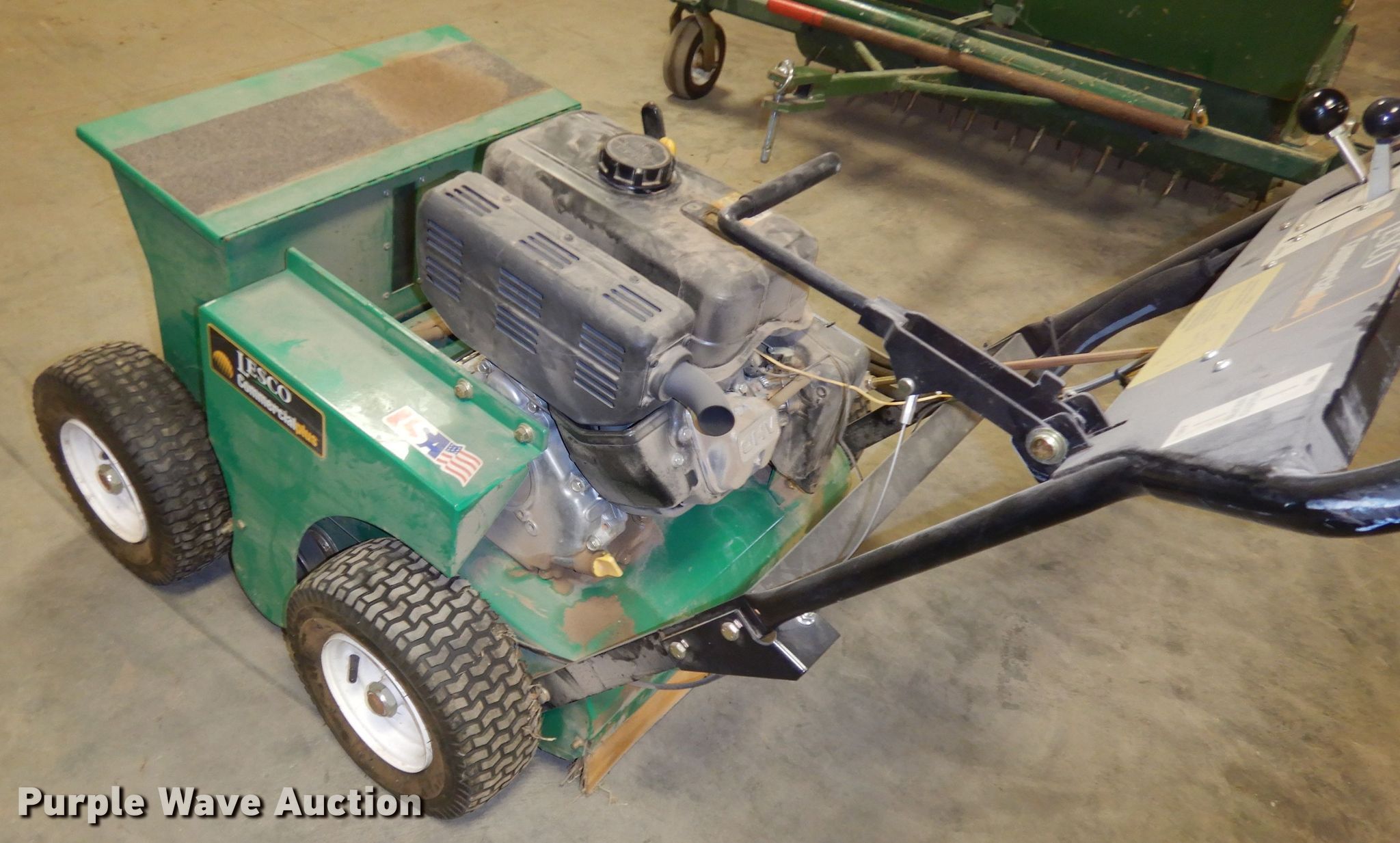 2006 Lesco Commercial Plus seeder in Fort Leavenworth, KS Item JE9691