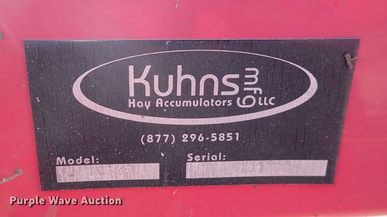 image for item DC4093 Kuhn 1036F  bale accumulator