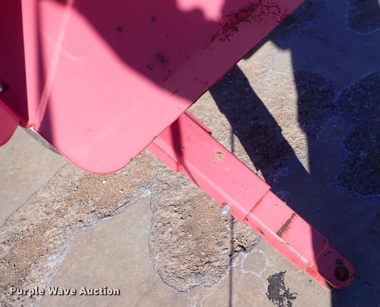 image for item DC4093 Kuhn 1036F  bale accumulator