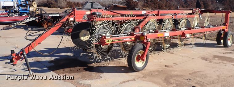 image for item DC4096 H&S 14/16  hay rake