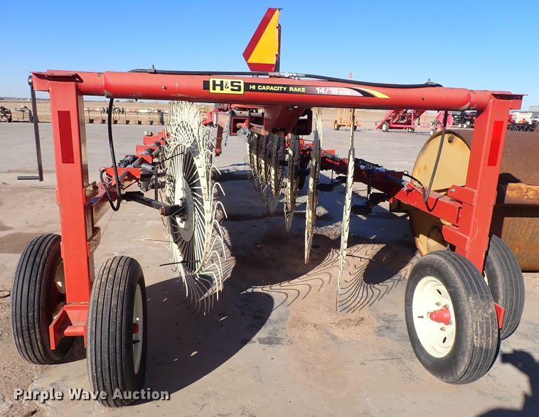image for item DC4096 H&S 14/16  hay rake