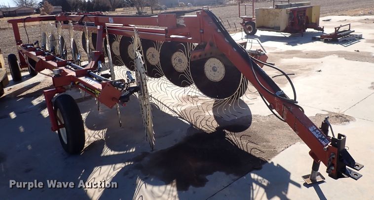 image for item DC4096 H&S 14/16  hay rake