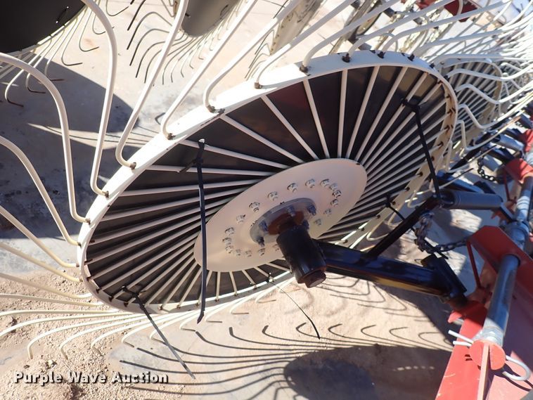 image for item DC4096 H&S 14/16  hay rake