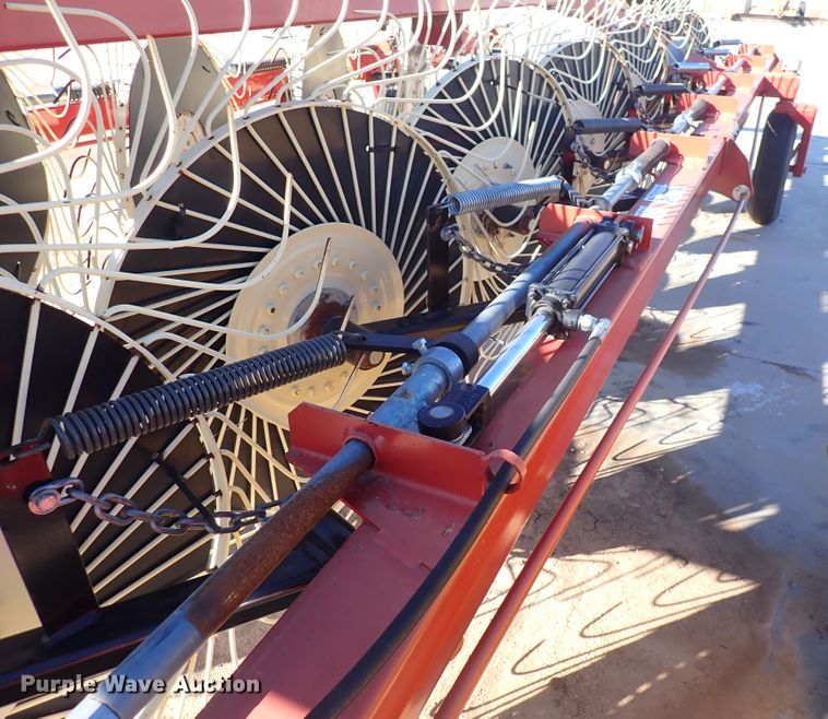 image for item DC4096 H&S 14/16  hay rake