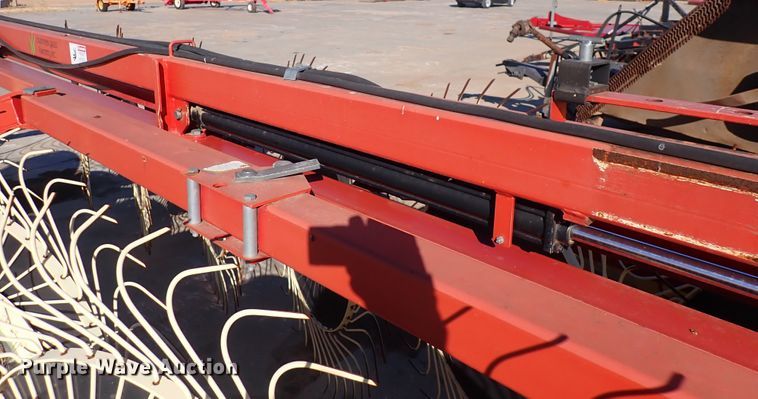 image for item DC4096 H&S 14/16  hay rake