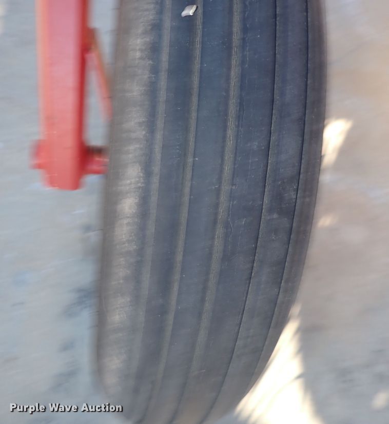 image for item DC4096 H&S 14/16  hay rake