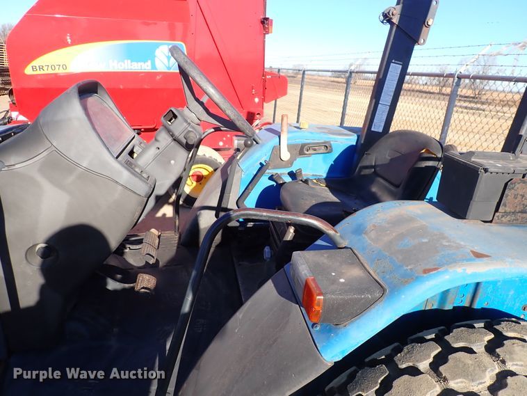 image for item DC4098 New Holland 4835  tractor