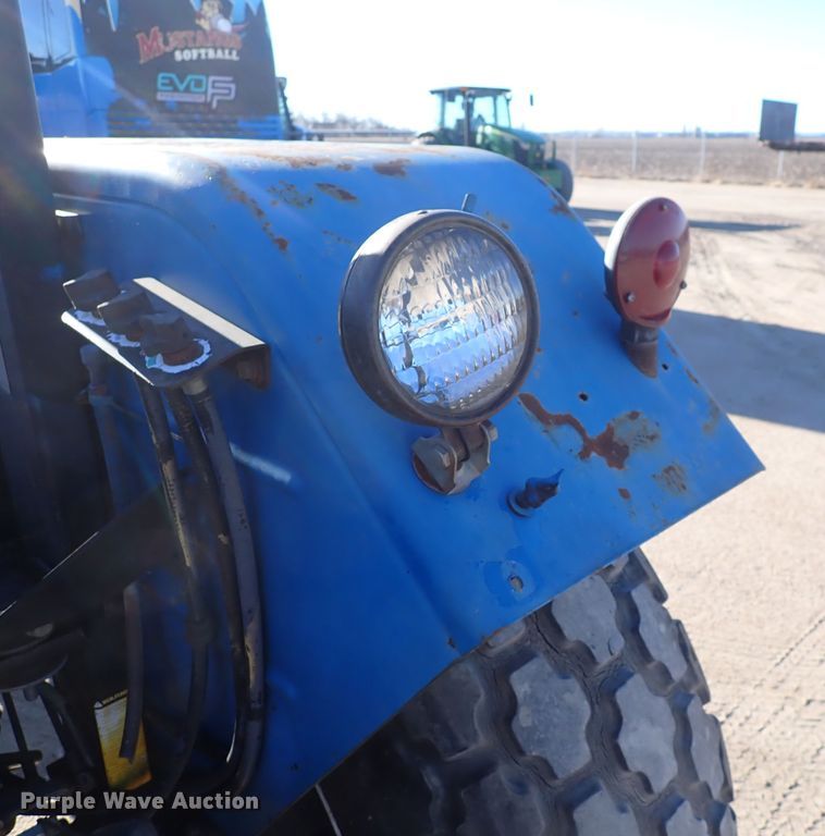 image for item DC4098 New Holland 4835  tractor