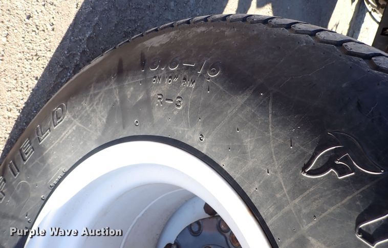 image for item DC4098 New Holland 4835  tractor