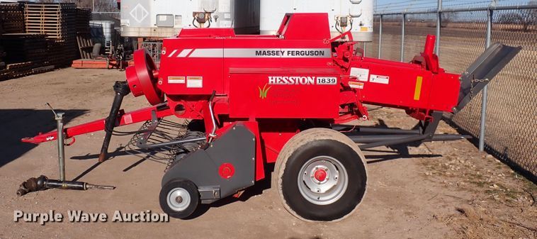 image for item DC4099 Hesston 1839  small square baler