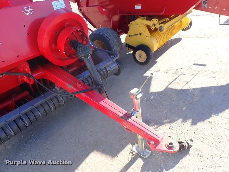 image for item DC4099 Hesston 1839  small square baler