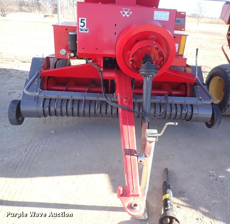 image for item DC4099 Hesston 1839  small square baler