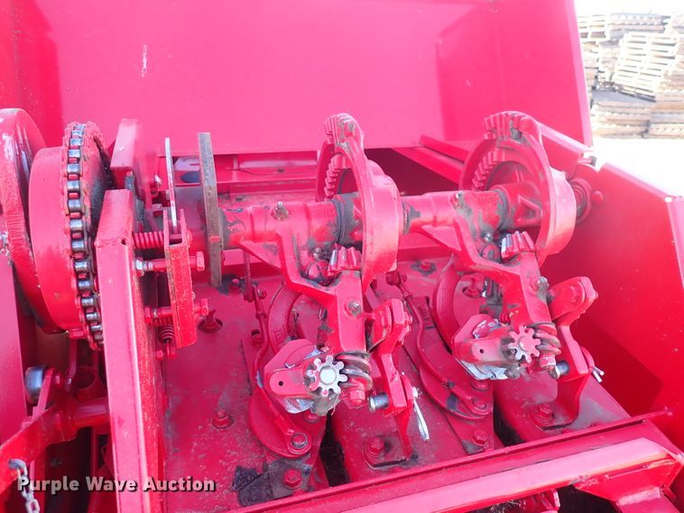 image for item DC4099 Hesston 1839  small square baler