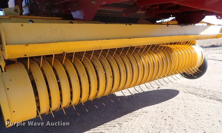 image for item DC4100 2014 New Holland BR7070  round baler