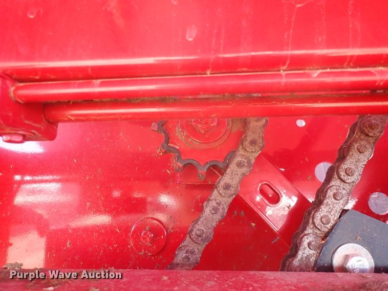 image for item DC4100 2014 New Holland BR7070  round baler