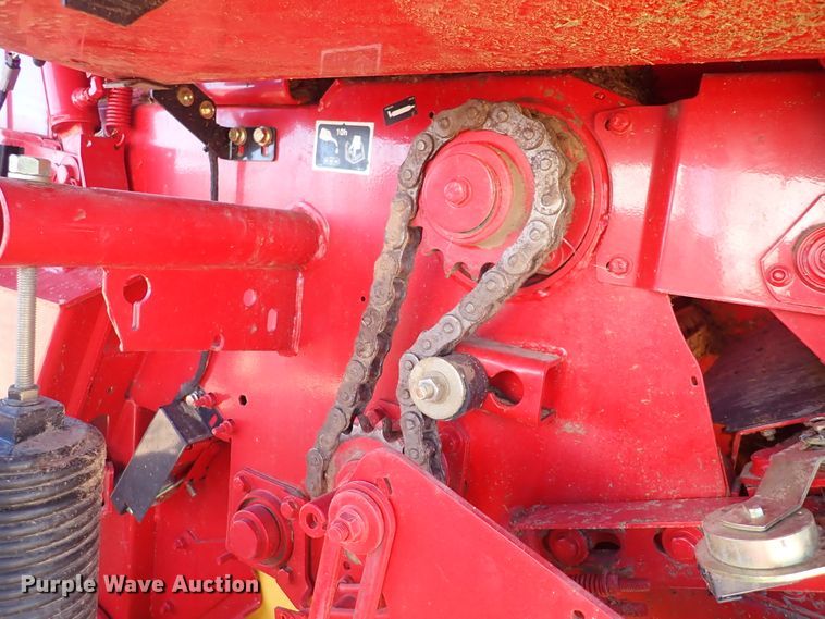 image for item DC4100 2014 New Holland BR7070  round baler