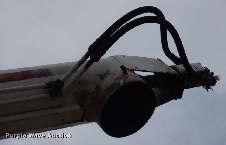 image for item DE7510 1990 International 9300  fertilizer delivery truck