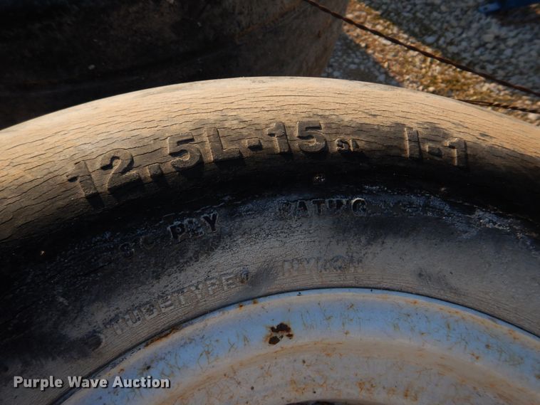 image for item DE7516 Tires