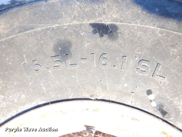 image for item DE7516 Tires