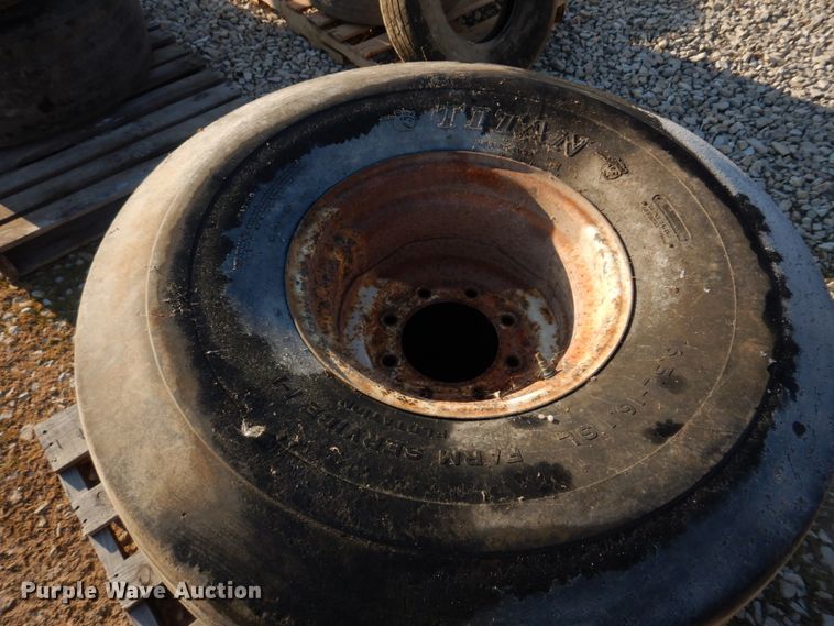 image for item DE7516 Tires