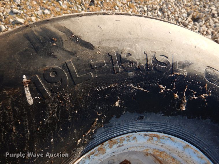 image for item DE7516 Tires