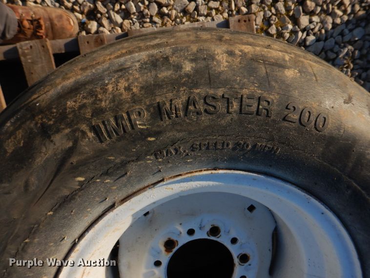 image for item DE7516 Tires