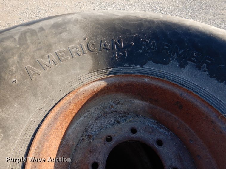 image for item DE7516 Tires