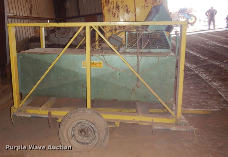 image for item DF0033 Ideal S1-0C  seed cleaner