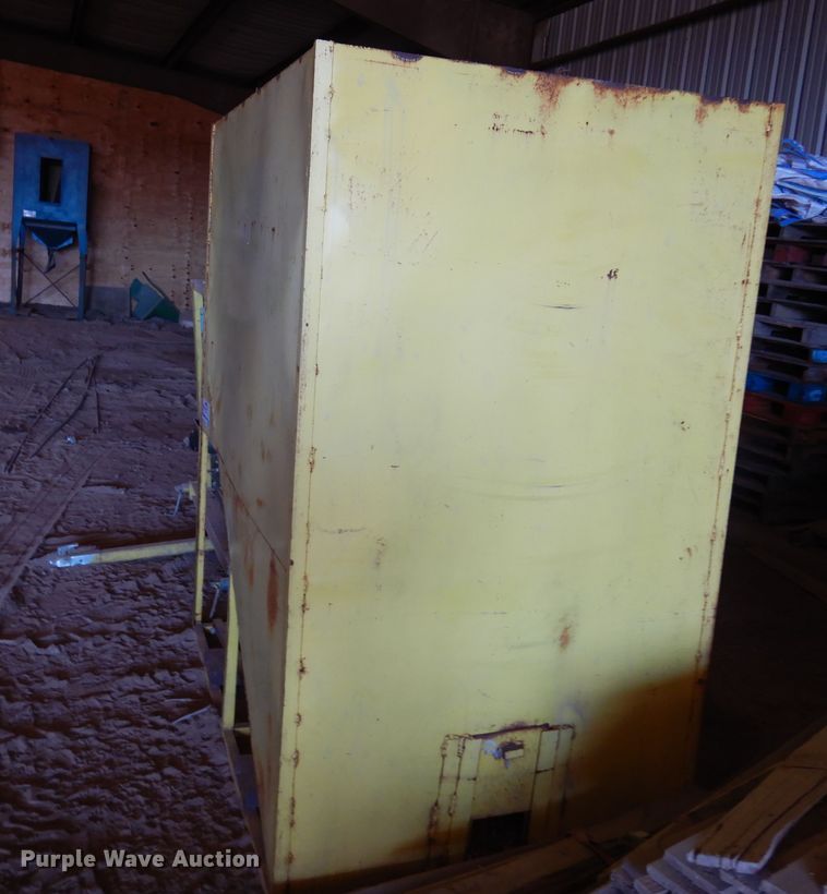 image for item DF0033 Ideal S1-0C  seed cleaner