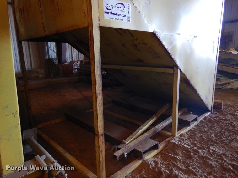 image for item DF0033 Ideal S1-0C  seed cleaner